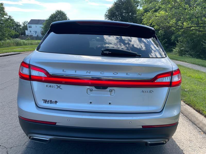 Used 2018 Lincoln MKX Reserve AWD/4WD image 17