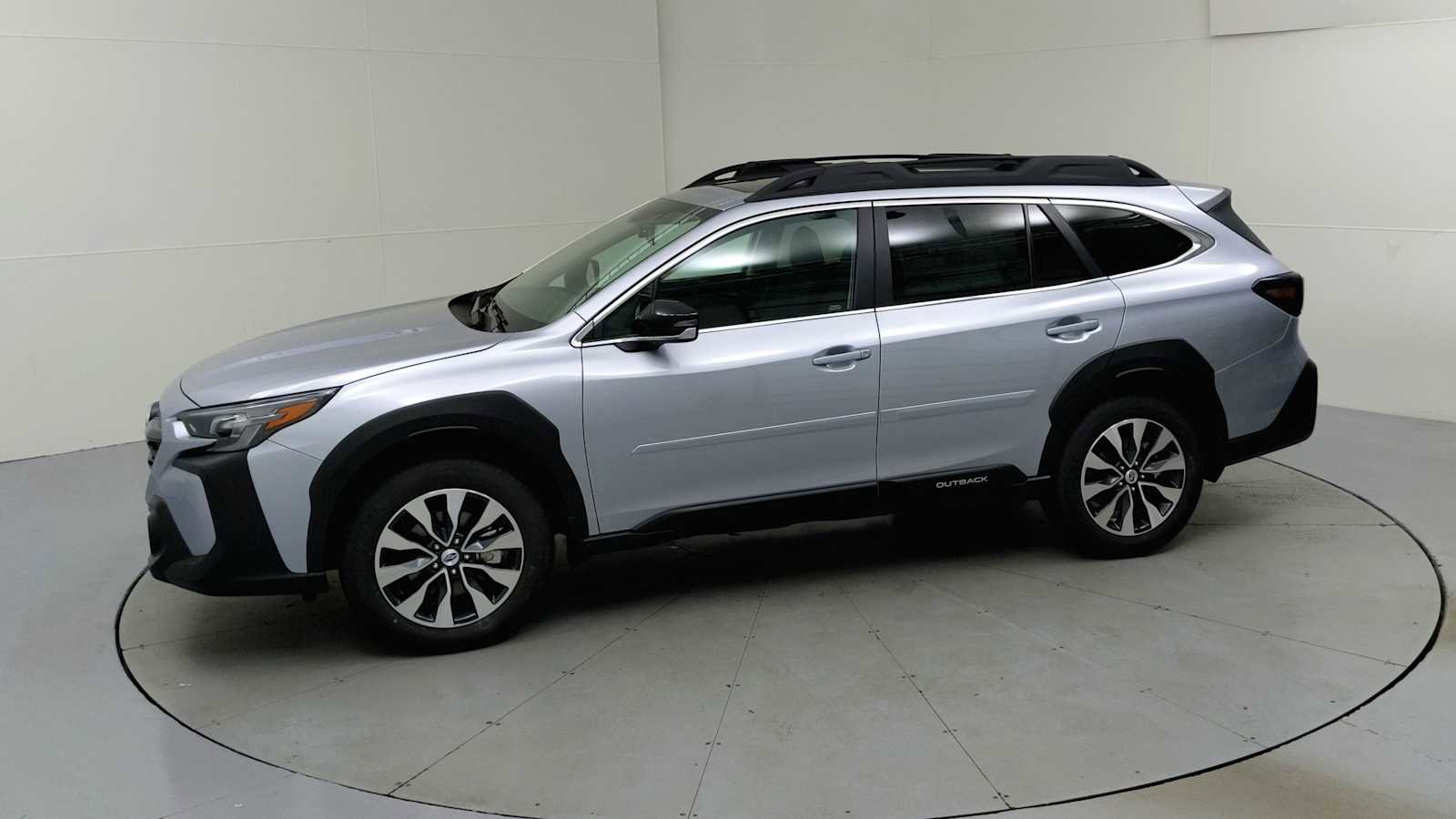 New 2025 Subaru Outback Limited image 5