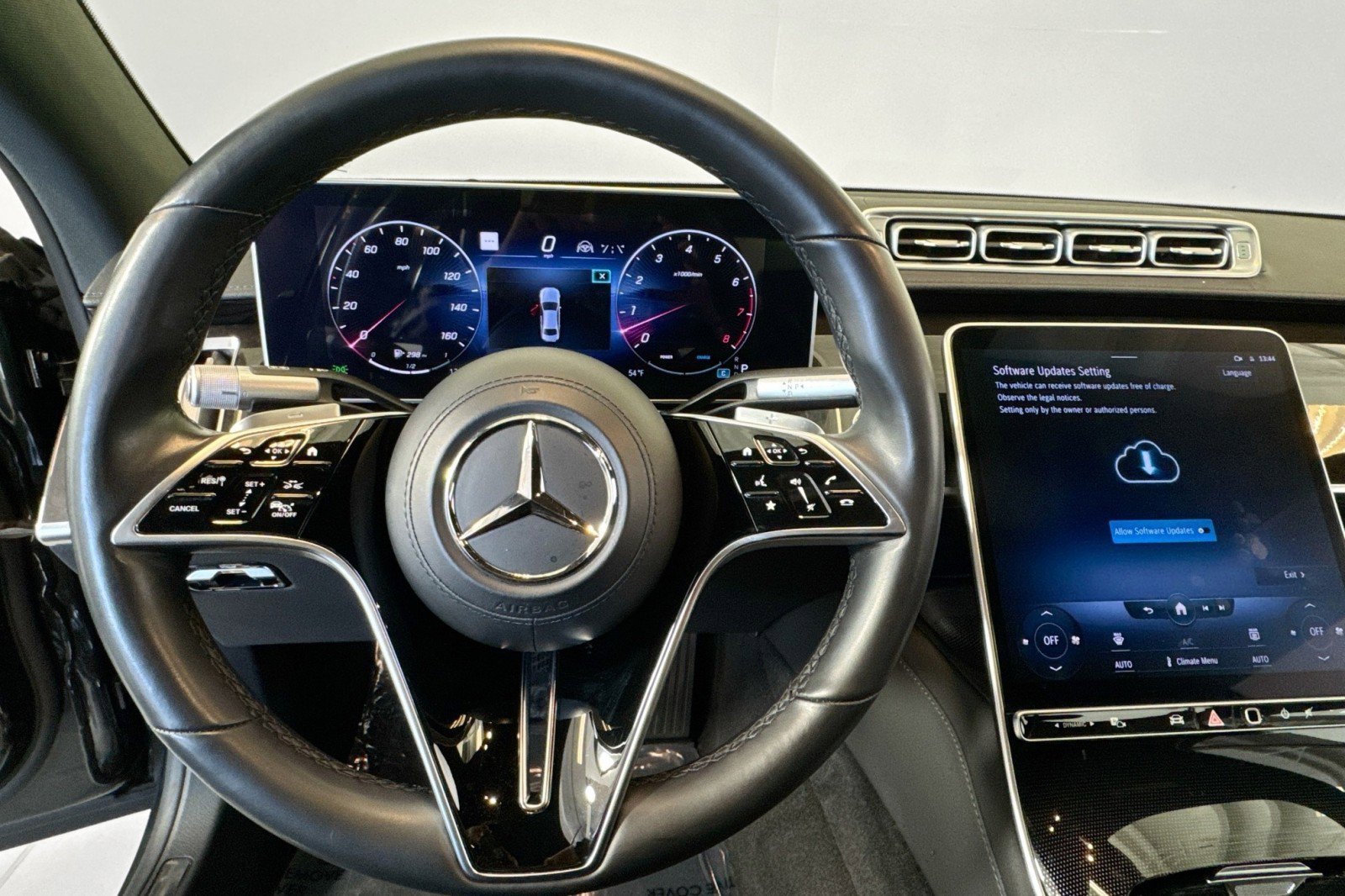 Certified 2022 Mercedes-Benz S 500 4MATIC image 11