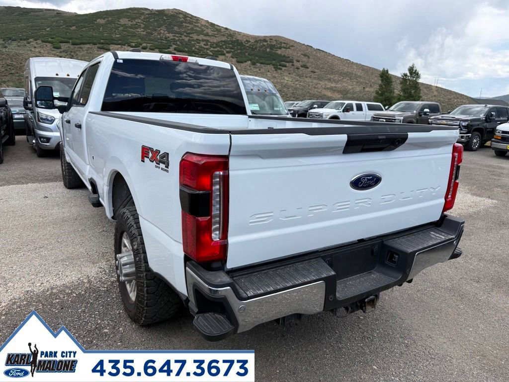 Used 2023 Ford F350 XLT AWD/4WD image 7