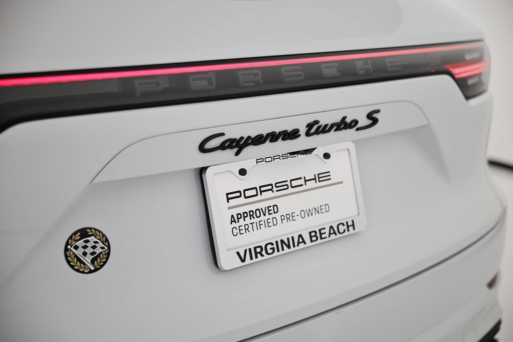 Certified 2023 Porsche Cayenne Turbo S AWD/4WD image 14