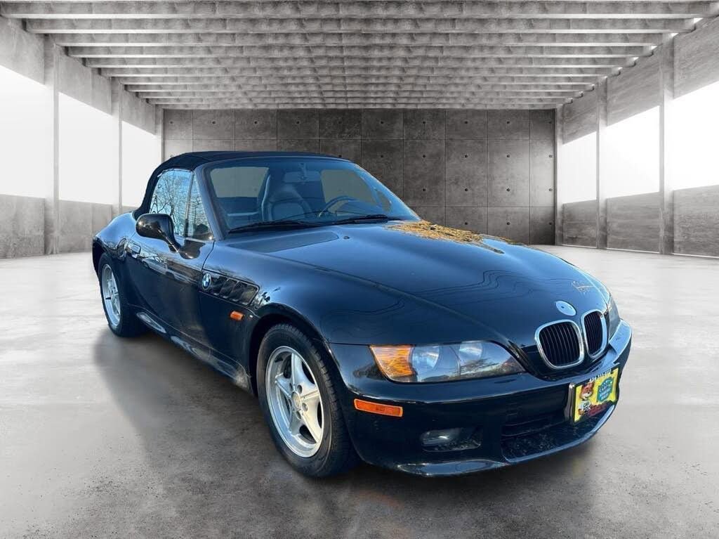 Used 1999 BMW Z3 2.5i image 1