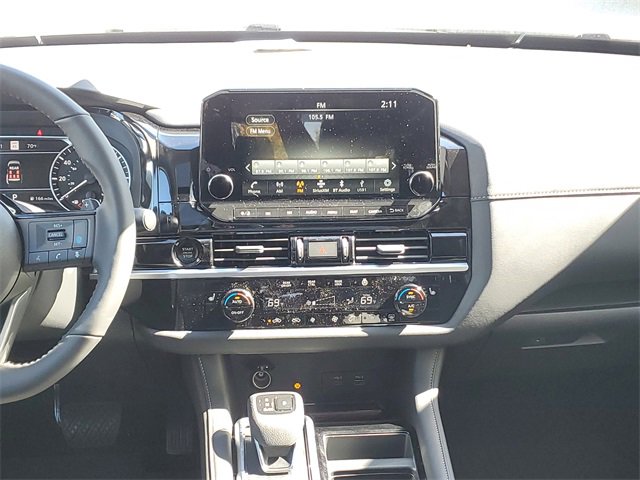 New 2025 Nissan Pathfinder SL w/ SL Premium Package image 26
