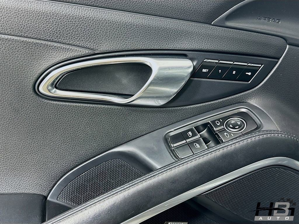 Used 2014 Porsche 911 Carrera image 14