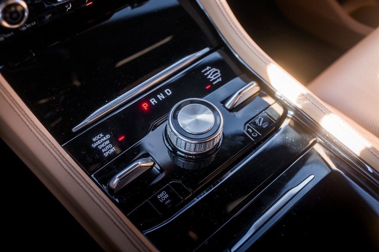 Used 2025 Jeep Grand Cherokee L Summit image 27