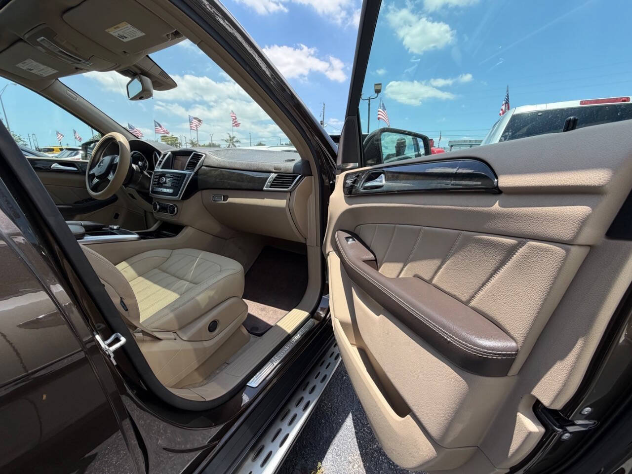 Used 2016 Mercedes-Benz GL 450 4MATIC image 25