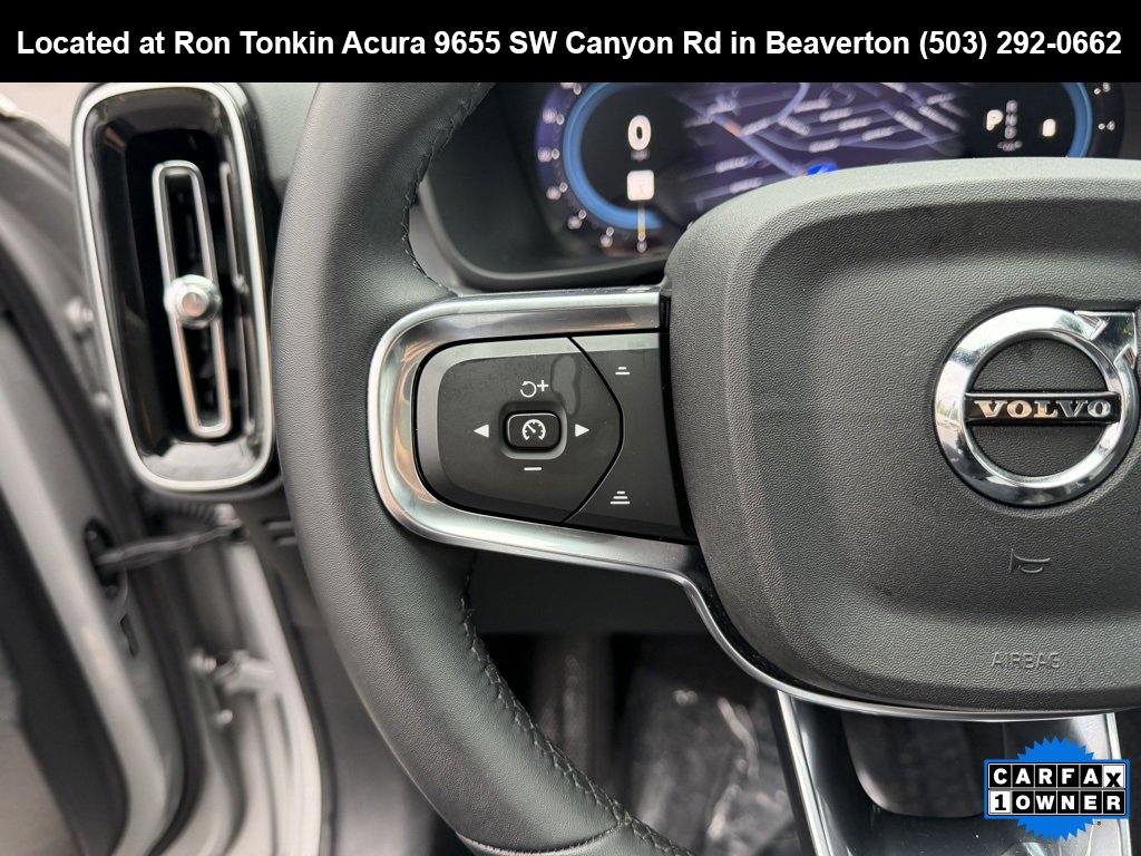 Used 2024 Volvo XC40 B5 Core image 17