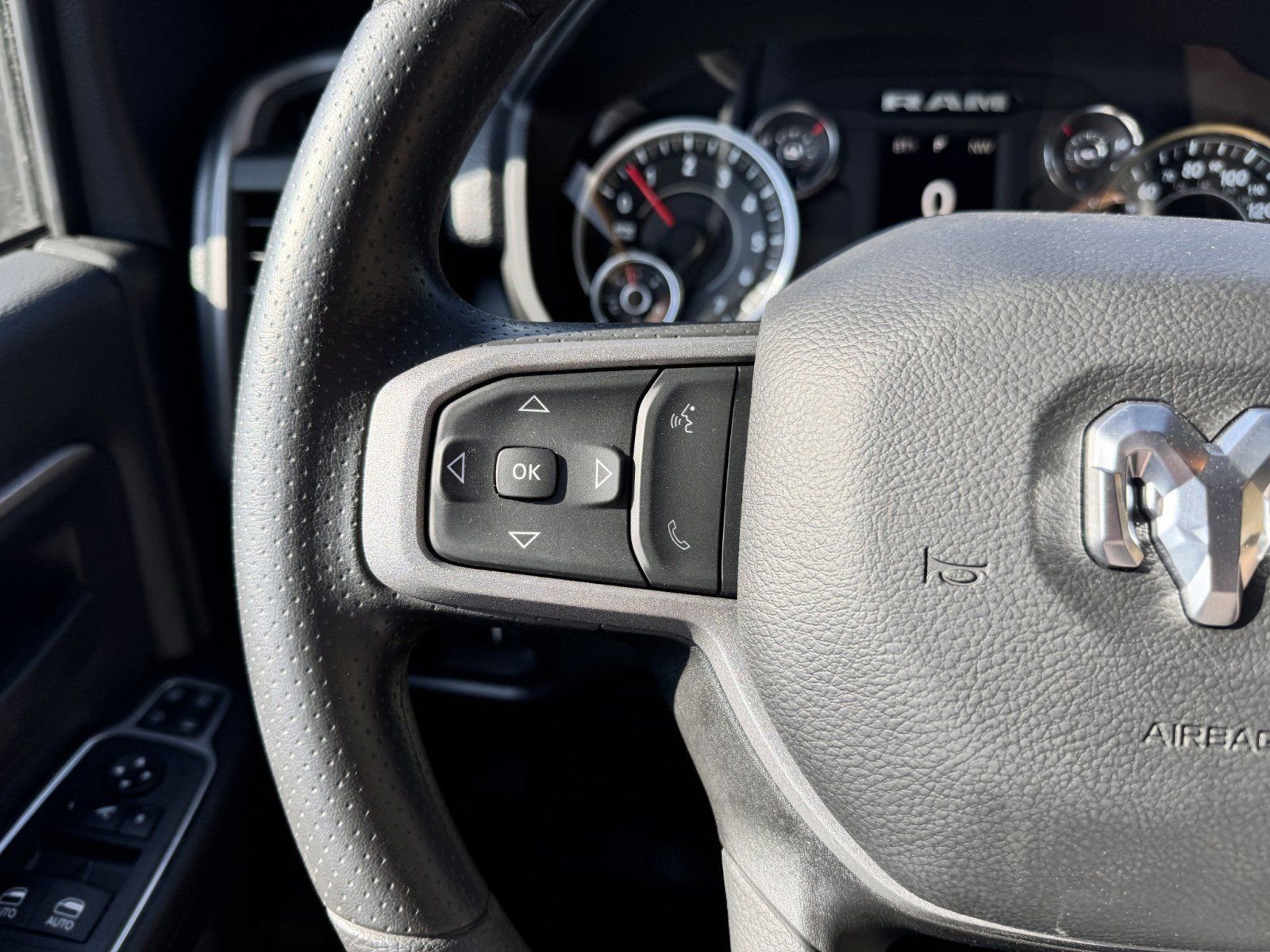 New 2024 RAM 3500 Tradesman w/ Chrome Appearance Group AWD/4WD image 20