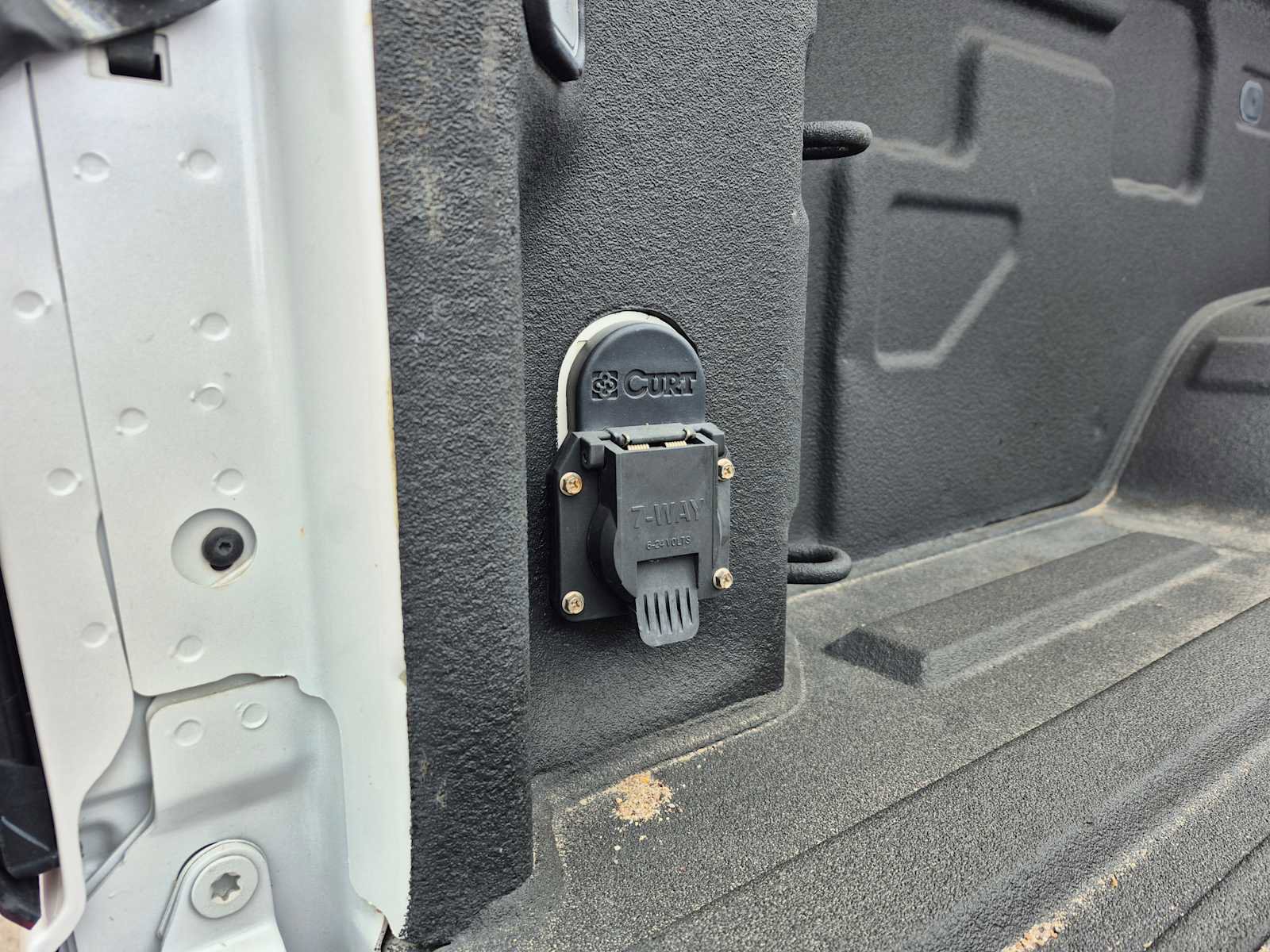 Used 2024 Chevrolet Silverado 3500 High Country w/ Technology Package image 7