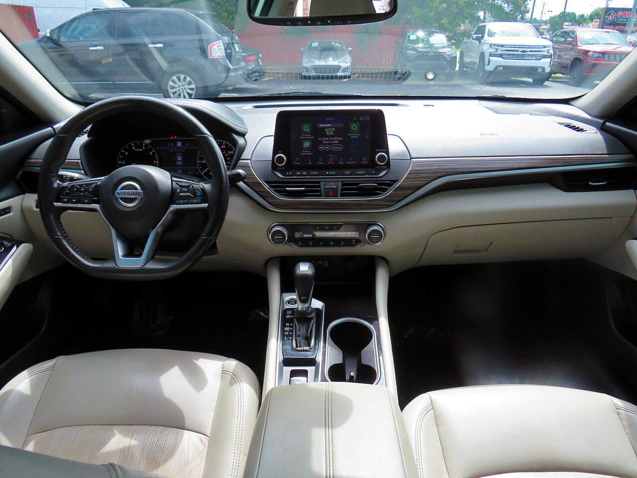 Used 2022 Nissan Altima 2.5 Platinum image 29