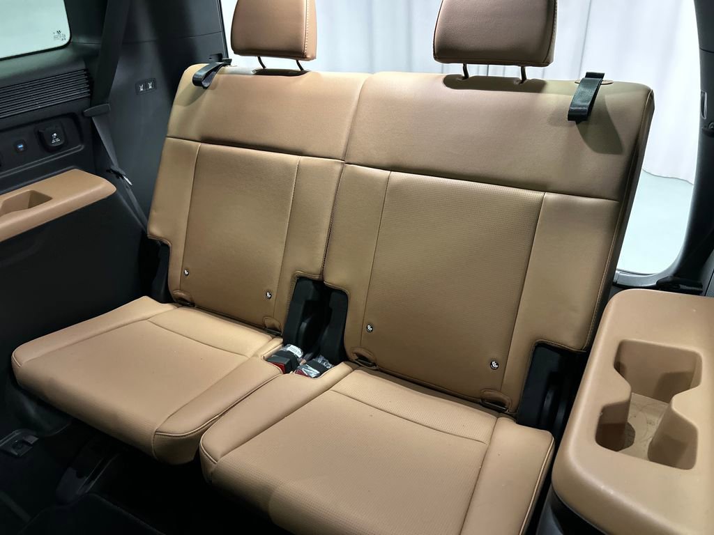 Used 2025 Hyundai Santa Fe Limited image 23