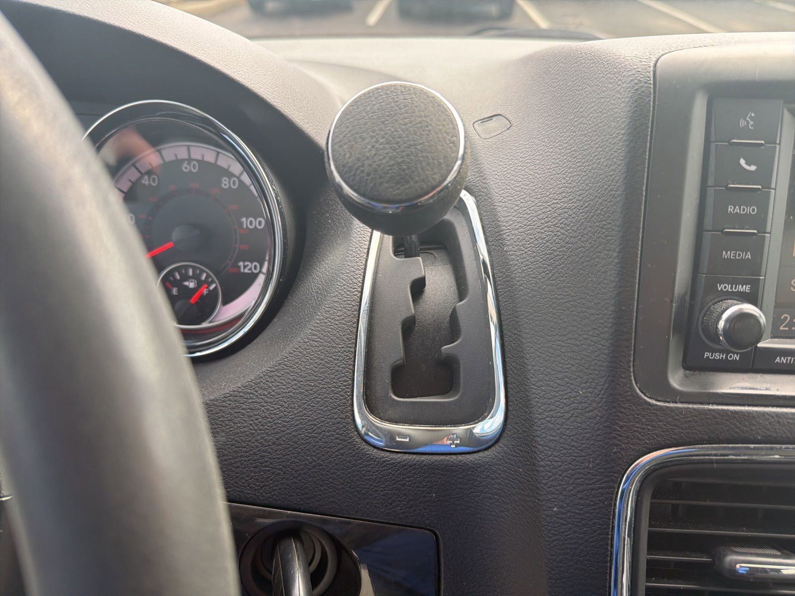 Used 2020 Dodge Grand Caravan SE image 17