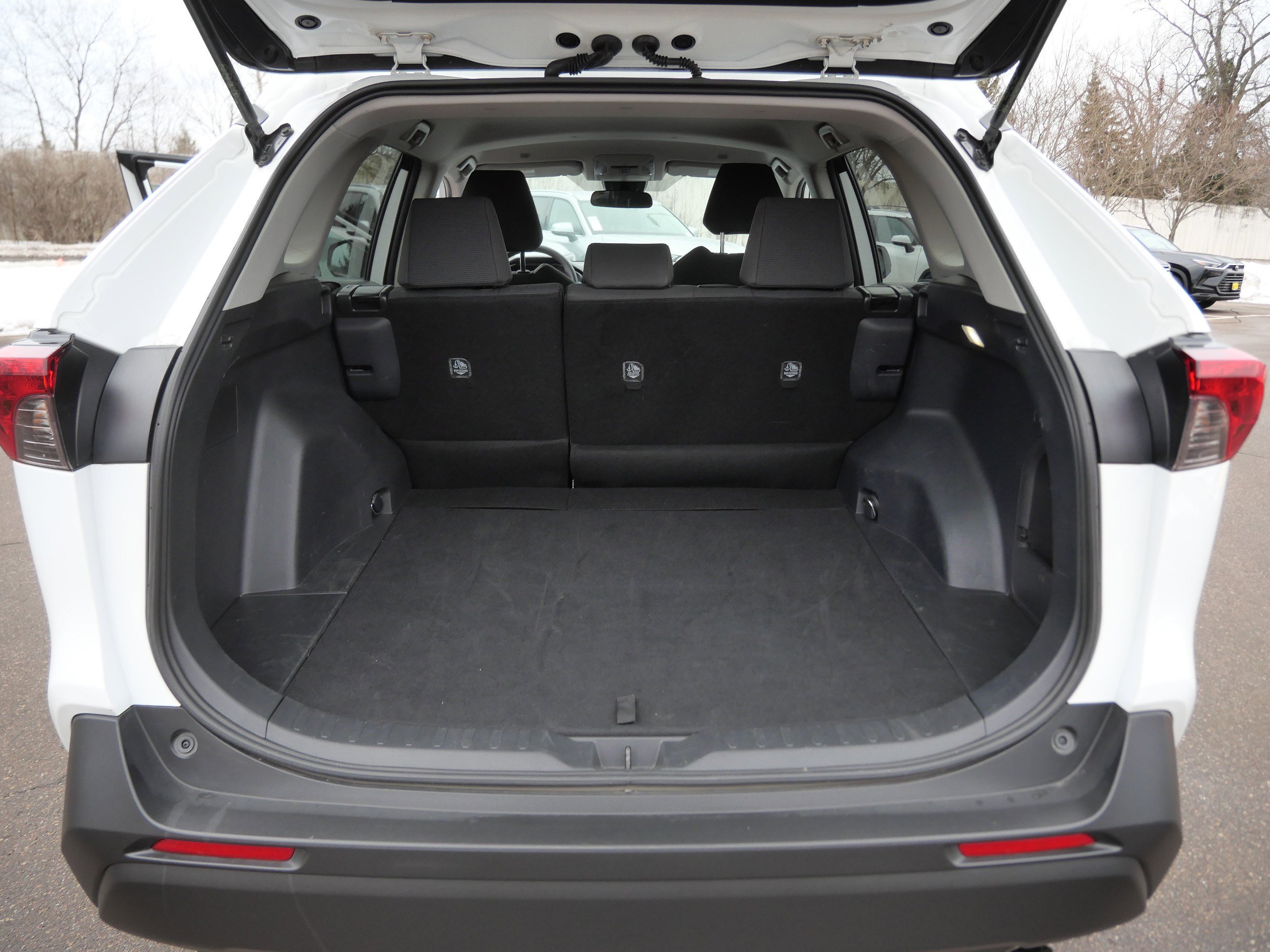 Certified 2025 Toyota RAV4 LE image 19