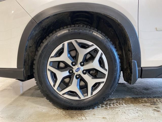 Certified 2023 Subaru Forester Premium image 5