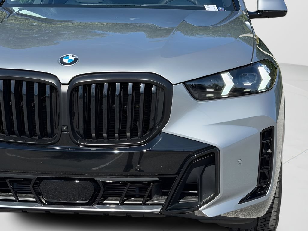New 2026 BMW X5 sDrive40i w/ M Sport Package RWD image 9
