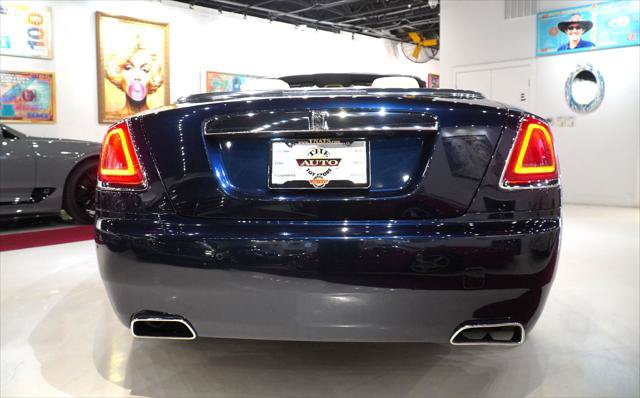 Used 2016 Rolls-Royce Dawn RWD image 6