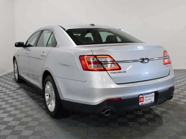 Used 2014 Ford Taurus SEL w/ Equipment Group 201A FWD image 4