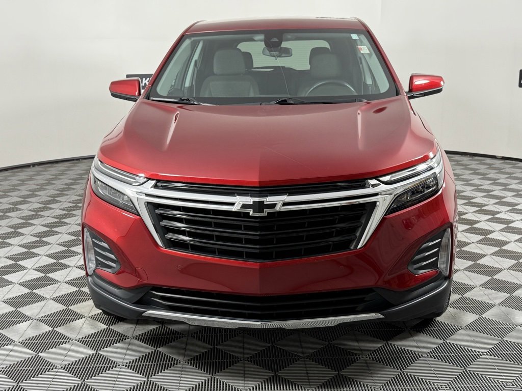 Used 2024 Chevrolet Equinox LT w/ LPO, Floor Liner Package image 9