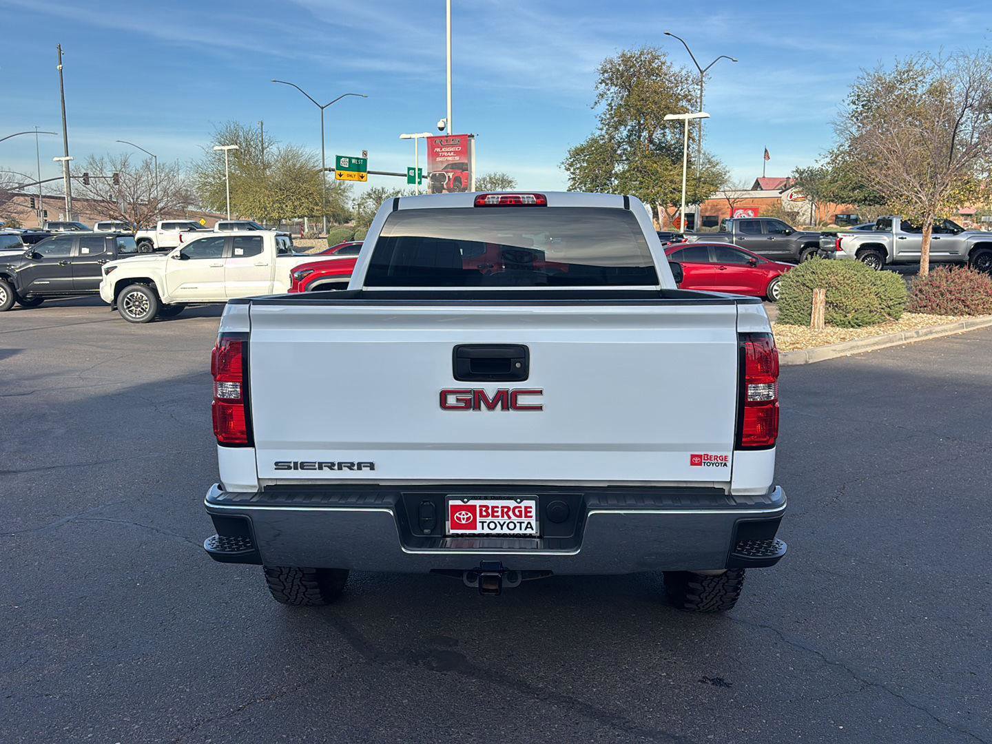 Used 2017 GMC Sierra 1500 4x4 Double Cab w/ Sierra Convenience Package image 5