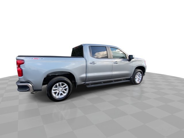 Used 2024 Chevrolet Silverado 1500 LT AWD/4WD image 2