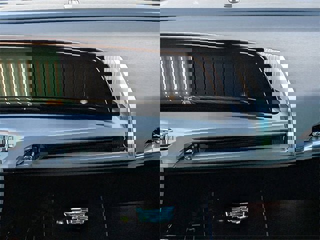 New 2026 Cadillac Vistiq Luxury image 18