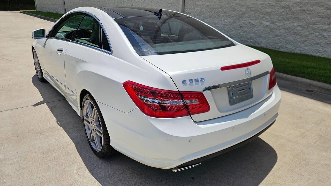 Used 2010 Mercedes-Benz E 550 Coupe image 7