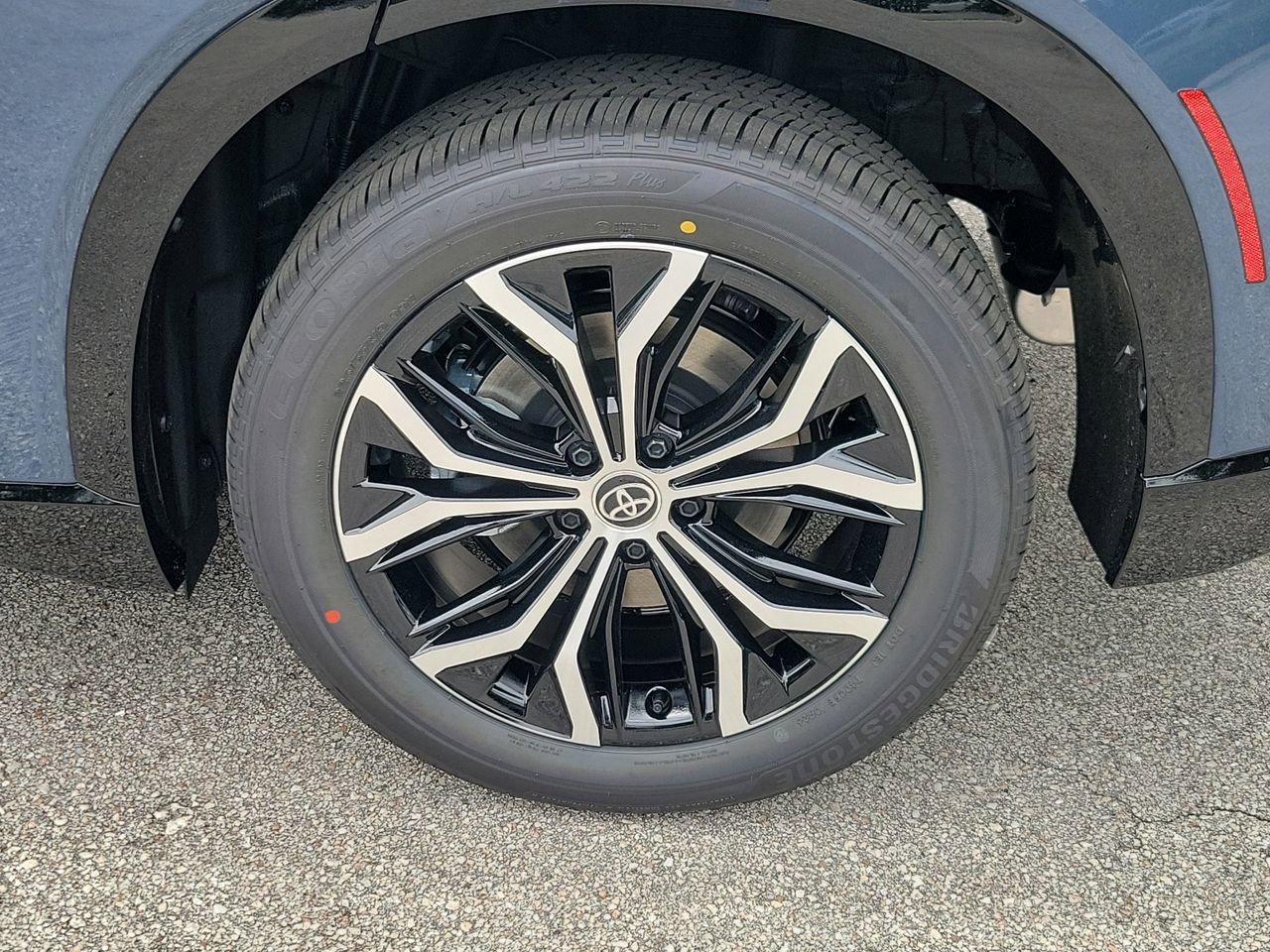 New 2026 Toyota Crown Signia AWD/4WD image 5