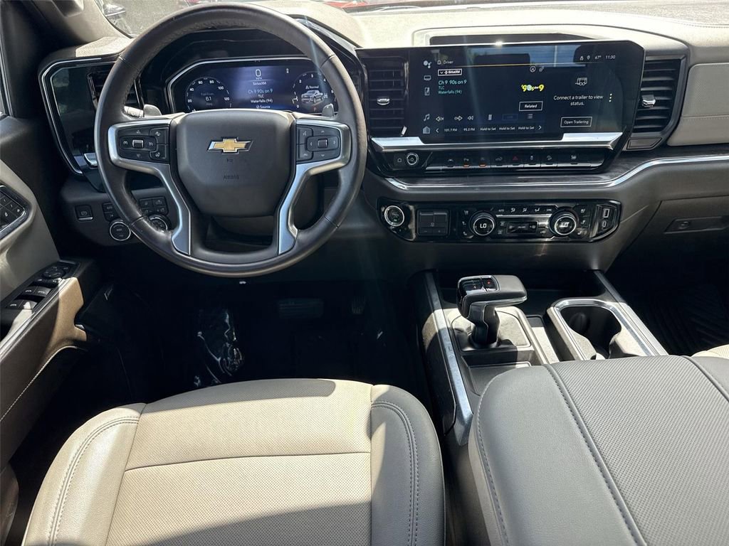 Used 2023 Chevrolet Silverado 1500 LTZ w/ Z71 Off-Road Package AWD/4WD image 18