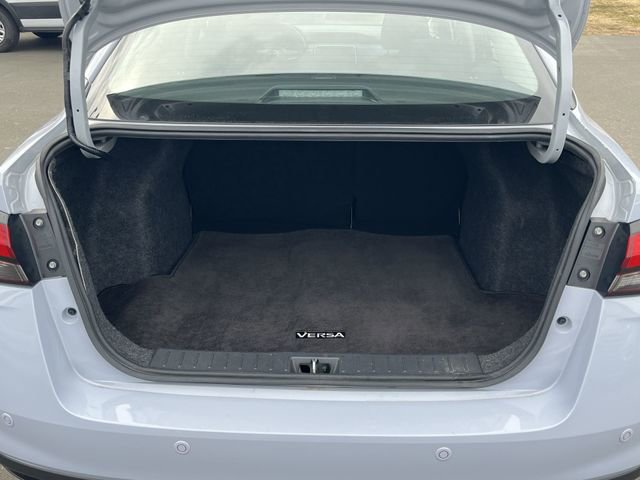 Used 2024 Nissan Versa SV image 22