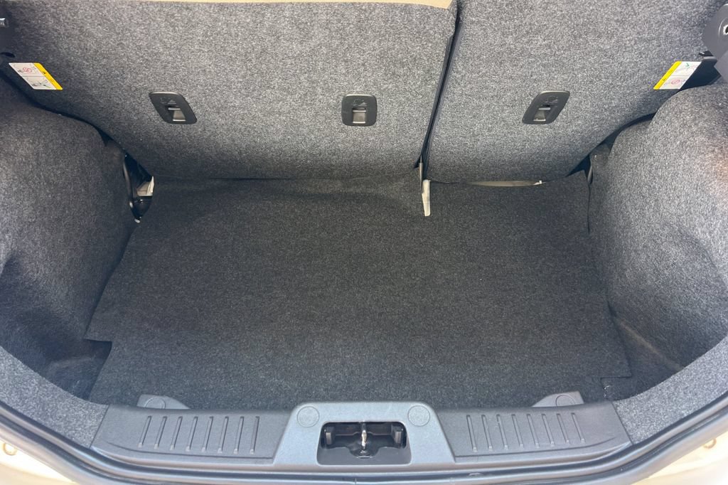 Used 2016 Ford Fiesta SE FWD image 17