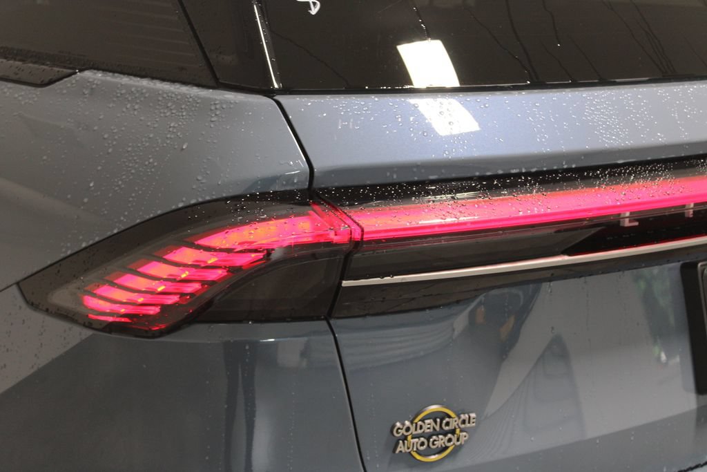 New 2026 Lincoln Nautilus Premier AWD/4WD image 50