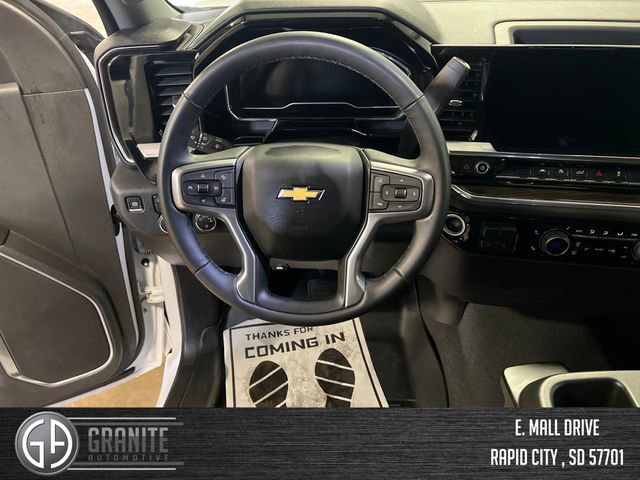 Used 2024 Chevrolet Silverado 1500 LT w/ Z71 Off-Road Package image 21