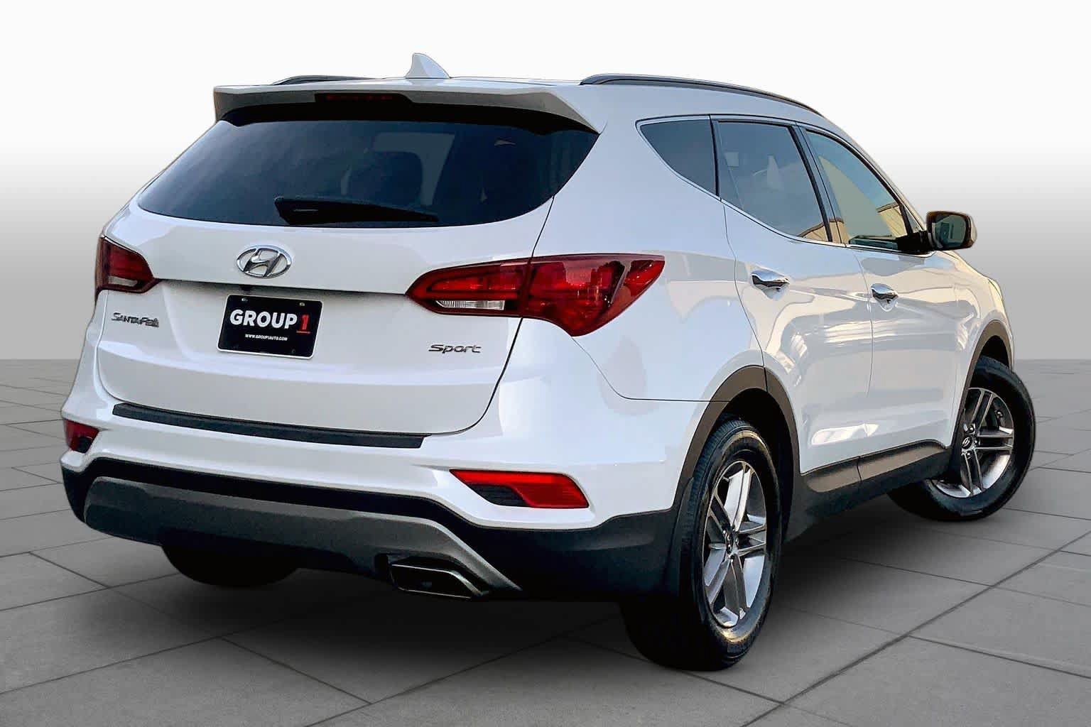 Used 2017 Hyundai Santa Fe Sport FWD image 12