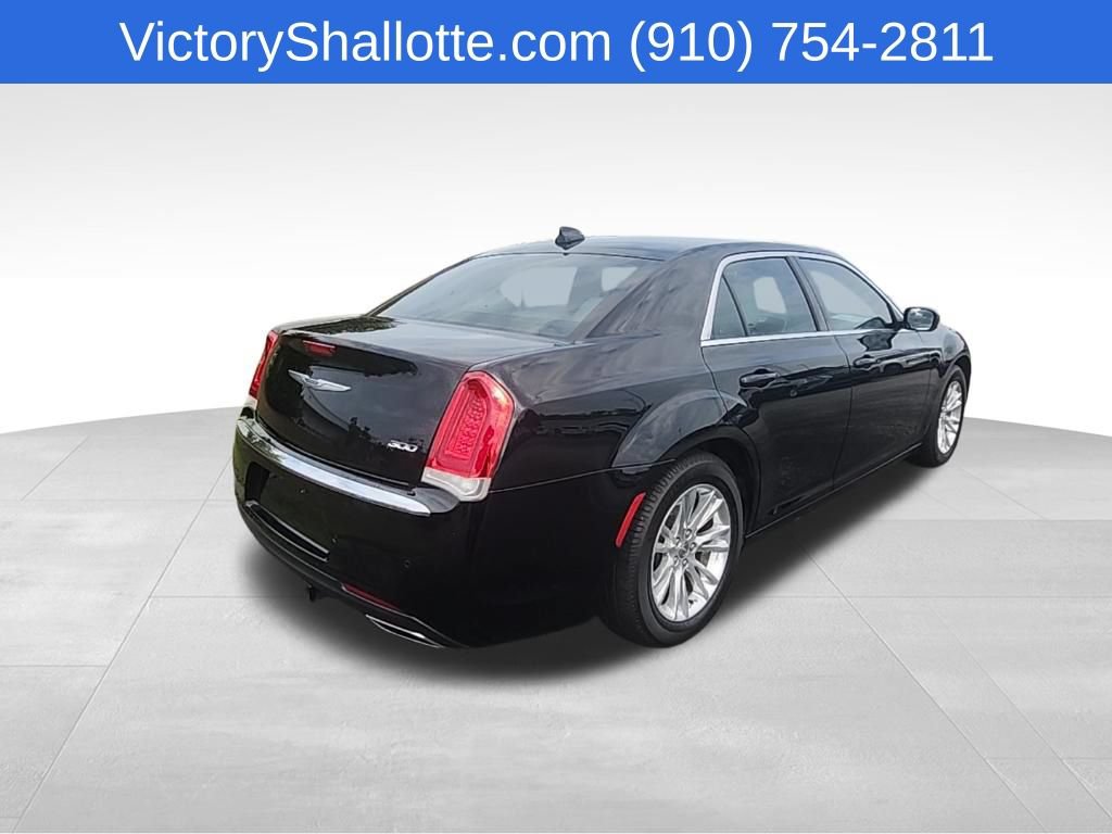 Used 2021 Chrysler 300 Touring L RWD image 30