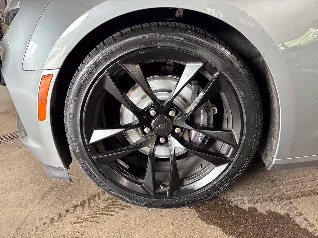 Used 2023 Chevrolet Camaro SS RWD image 11