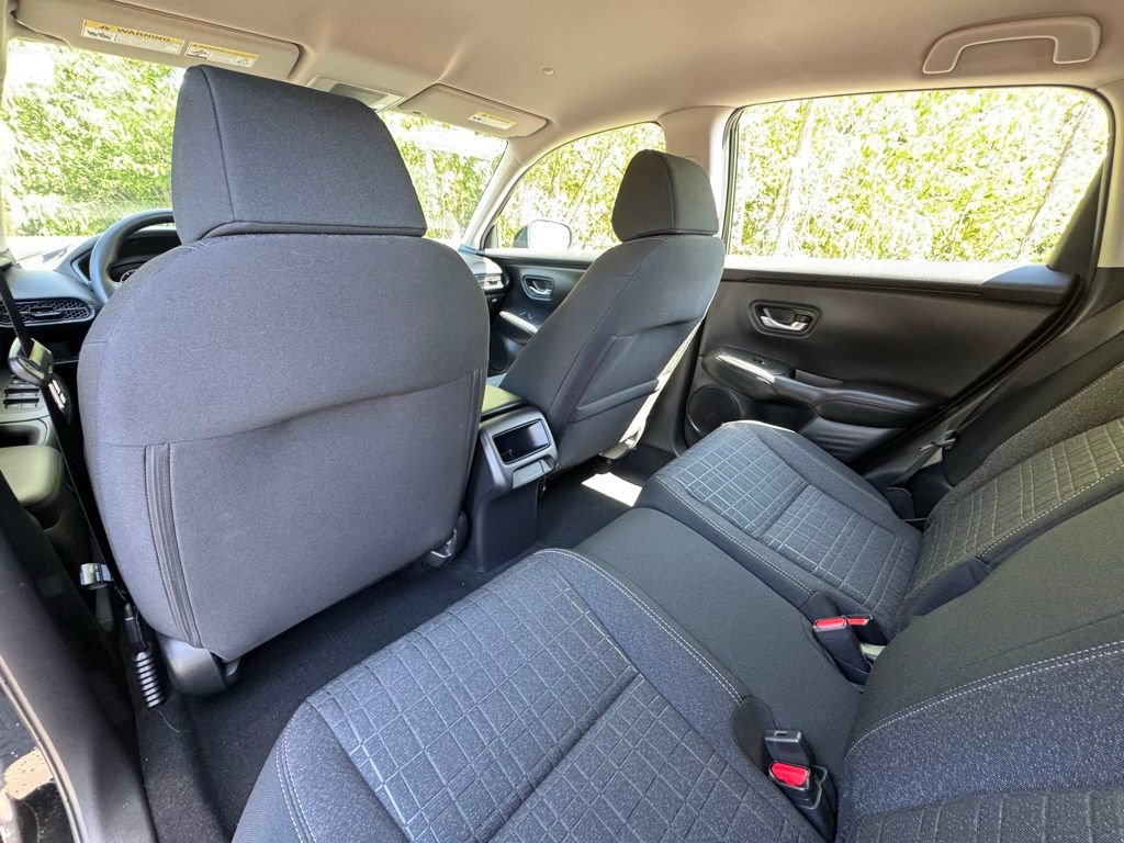 Certified 2024 Honda HR-V LX image 9