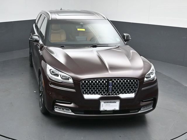 Certified 2023 Lincoln Aviator Black Label Grand Touring w/ Class IV Trailer Tow Package AWD/4WD image 50
