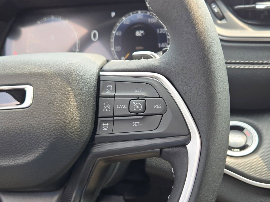 New 2025 Jeep Grand Cherokee L Laredo image 33