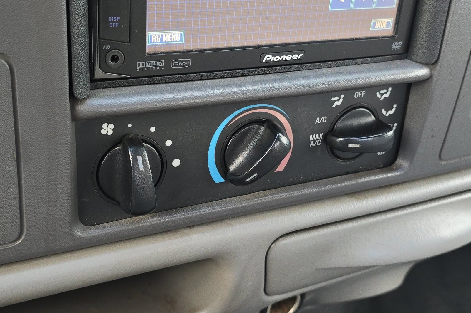 Used 2001 Ford F250 XL AWD/4WD image 18