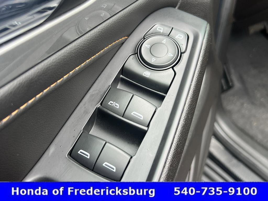 Used 2021 Chevrolet Traverse LT w/ LPO, 'HIT The Road' Package image 16