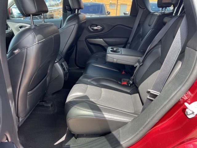 Used 2019 Jeep Cherokee Limited AWD/4WD image 20