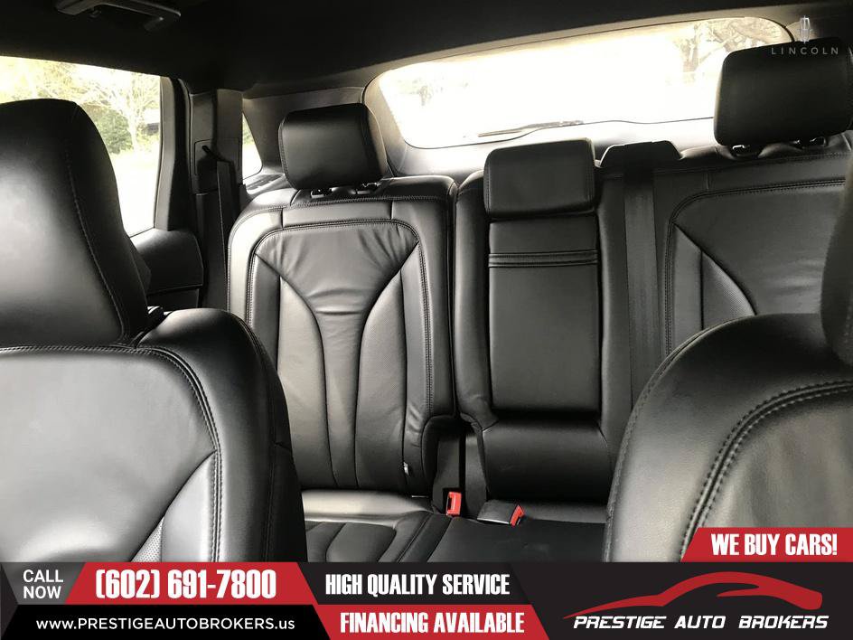 Used 2017 Lincoln MKX Select w/ Select Plus Package AWD/4WD image 5