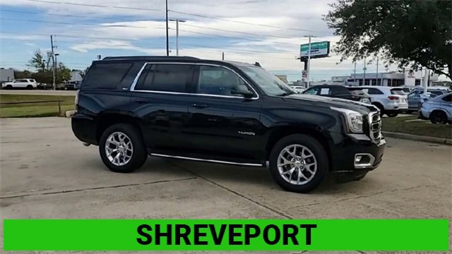 Used 2017 GMC Yukon SLT w/ HD Trailering Package image 2
