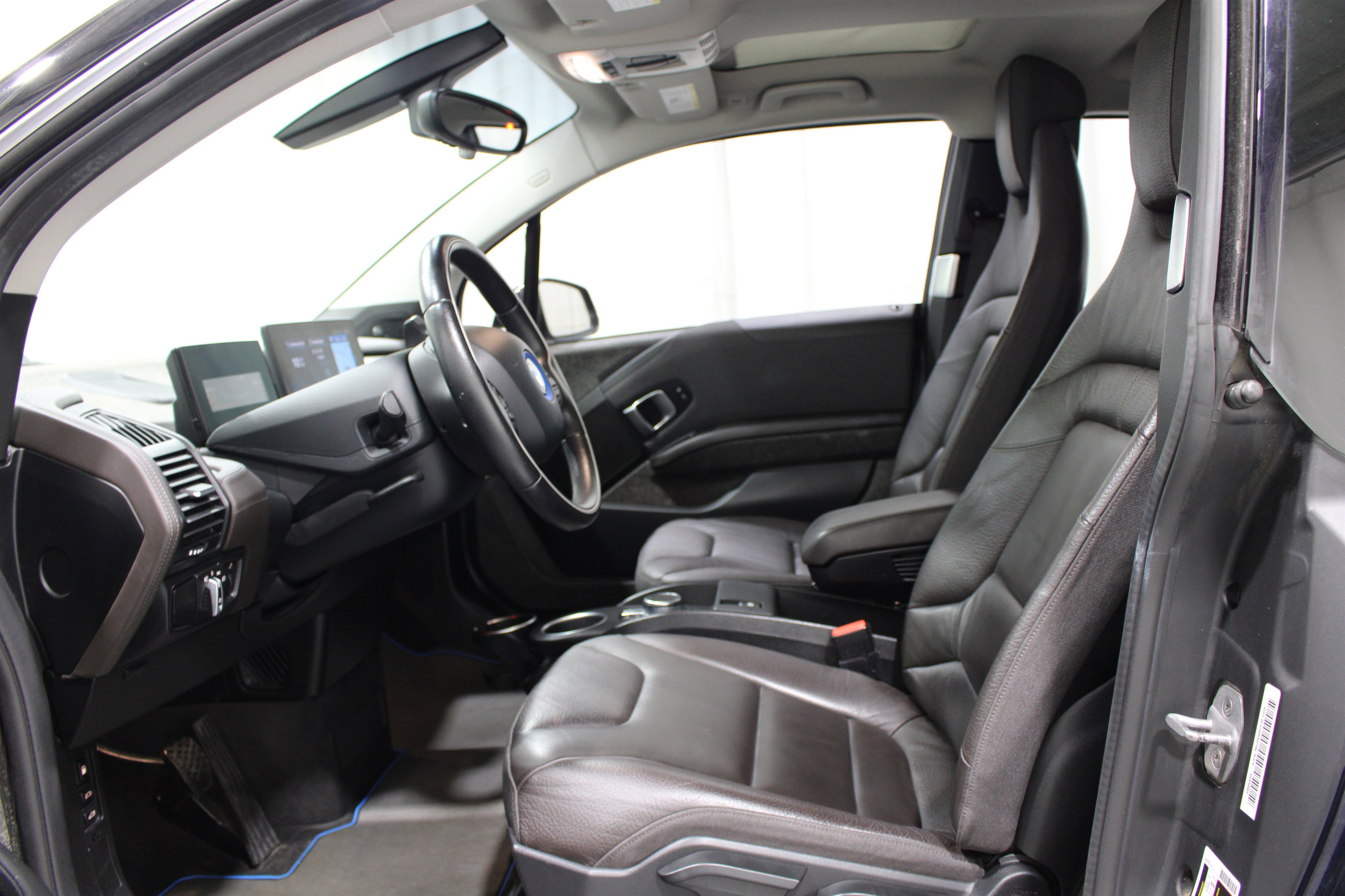 Used 2018 BMW i3 s image 3