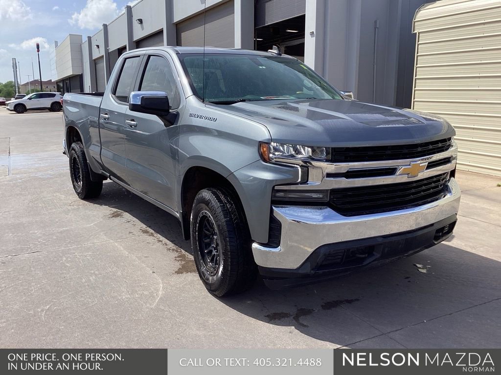 Used 2019 Chevrolet Silverado 1500 LT w/ All-Star Edition image 3