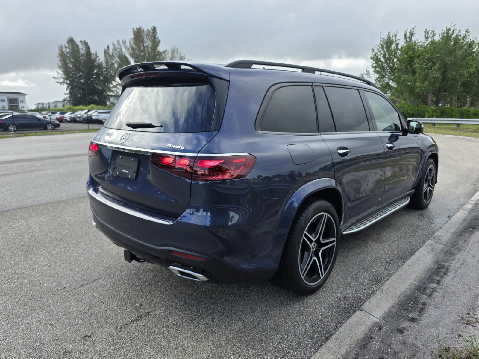 Used 2024 Mercedes-Benz GLS 450 4MATIC image 31