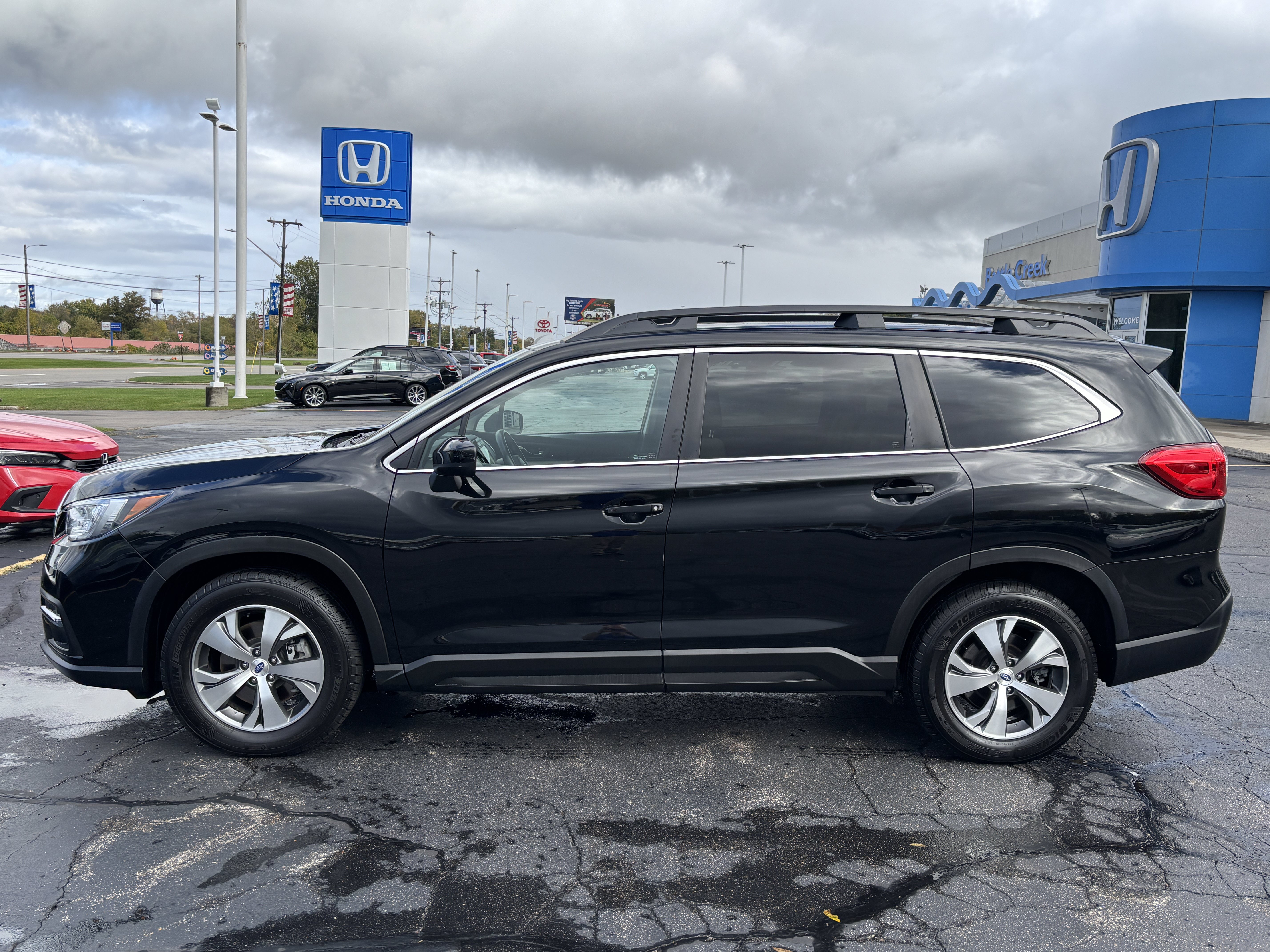 Used 2021 Subaru Ascent Premium w/ Convenience Package
