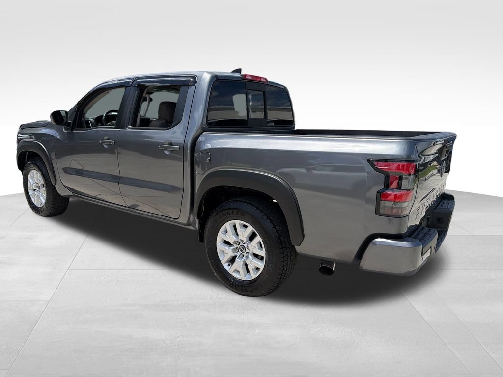 Used 2022 Nissan Frontier SV RWD image 5