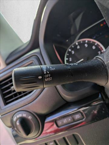 Used 2023 Nissan Titan SV w/ SV Convenience Package image 11