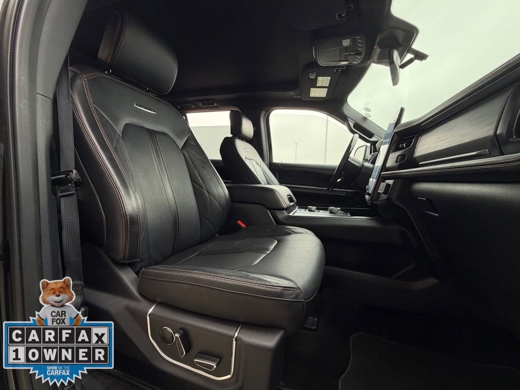 Used 2022 Ford Expedition Platinum image 25